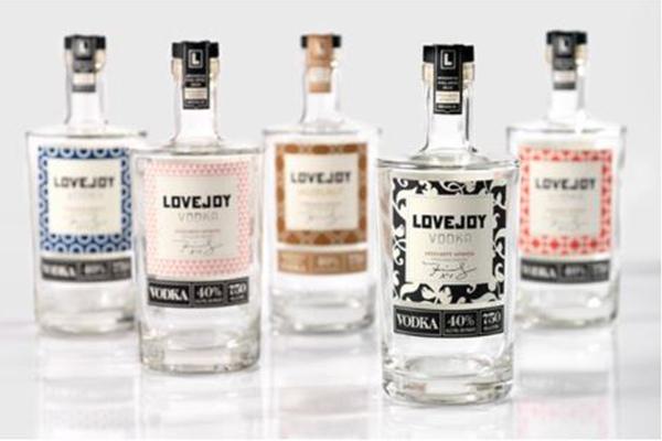 طراحی-نوستالژیک-Lovejoy-Vodka